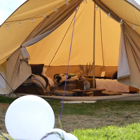 Luxury tent Tylda Tents At Tregonetha - Extra Large 6m Luxury Bell Tent 