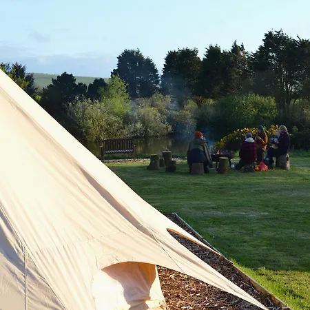 Luxury tent Tylda Tents At Tregonetha - Extra Large 6m Luxury Bell Tent 